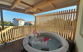 Tiny House Lily With Jacuzzi